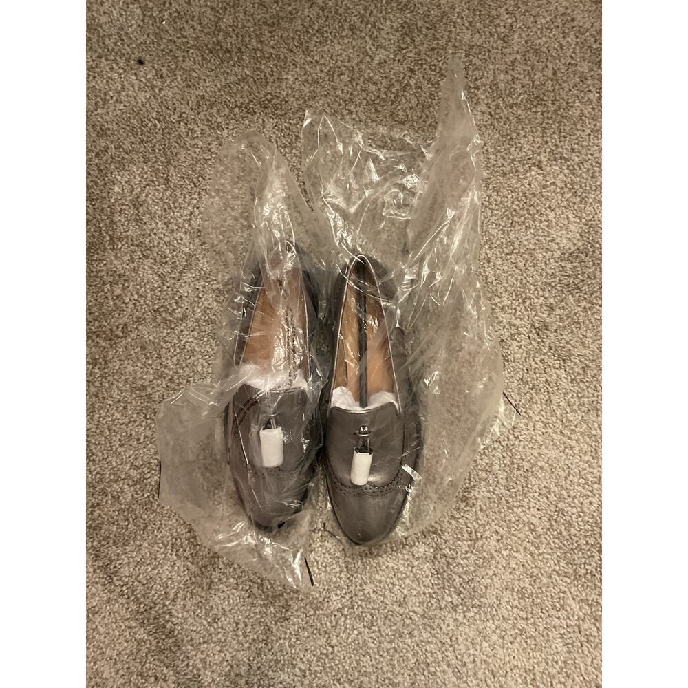 NIB Talbots Leighton Brogue Nappa Leather Almond Toe Loafers in Metallic,sz 6 - Picture 5 of 9